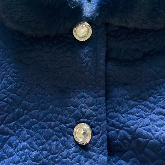 Tahari Girls Blue Faux Fir Trim Quilted Coat with Crystal Buttons Size Small - Picture 3 of 8